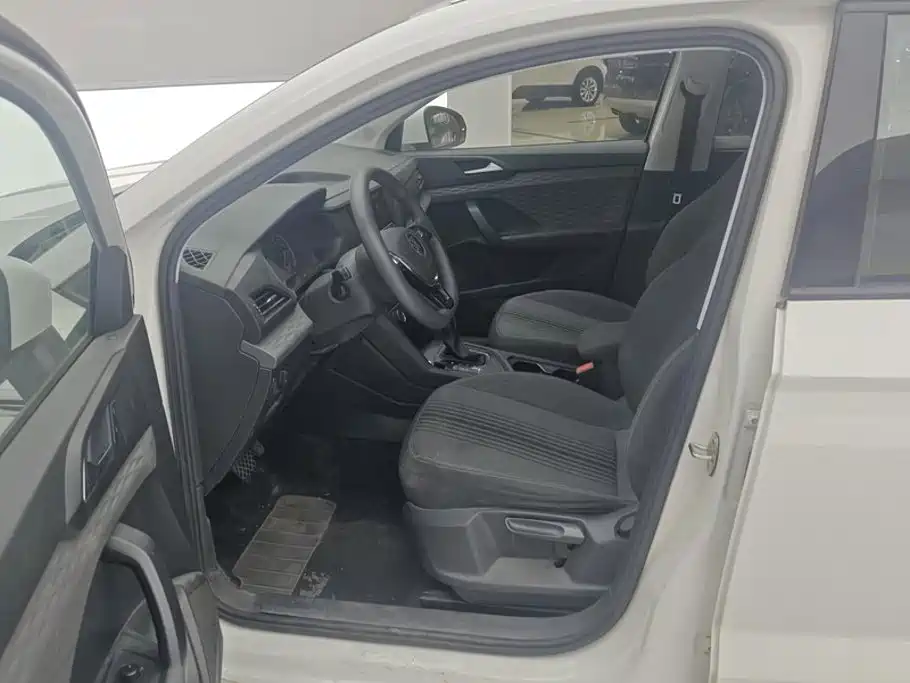 Volkswagen Tharu — миниатюра 9