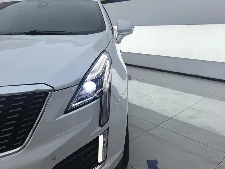 Cadillac XT5 — миниатюра 5
