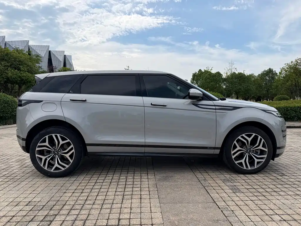Land Rover Evoque — миниатюра 7