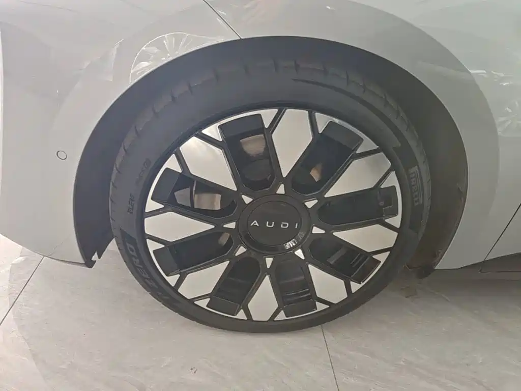 Audi E5 Sportback — миниатюра 23