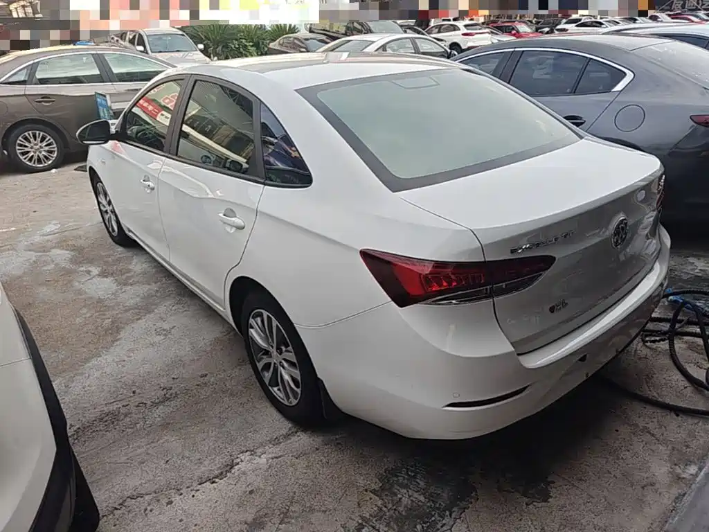Buick Excelle — миниатюра 5