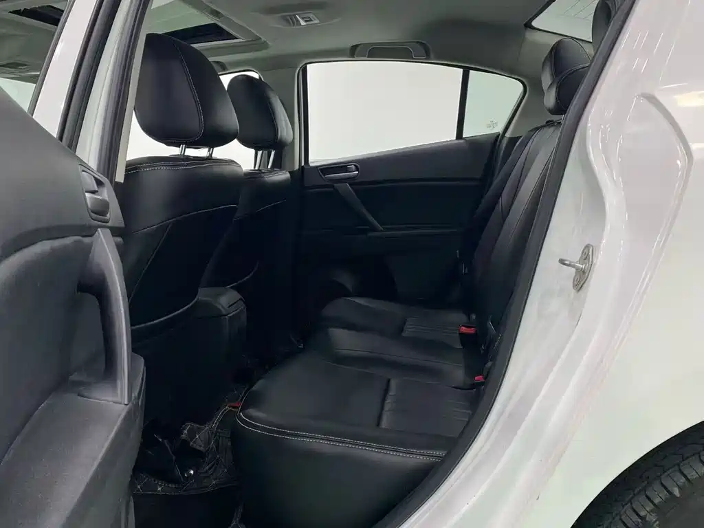 Mazda 3 Xingcheng Sedan 1.6L Auto Elite Type, фото 5