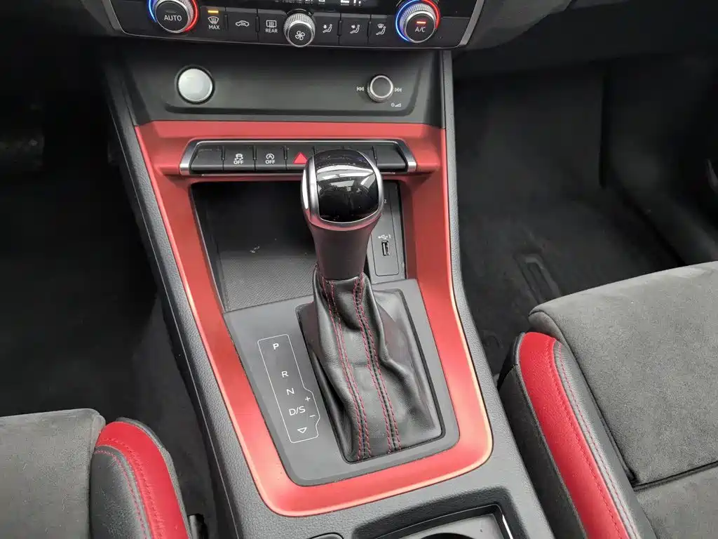 Audi Q3 — миниатюра 13