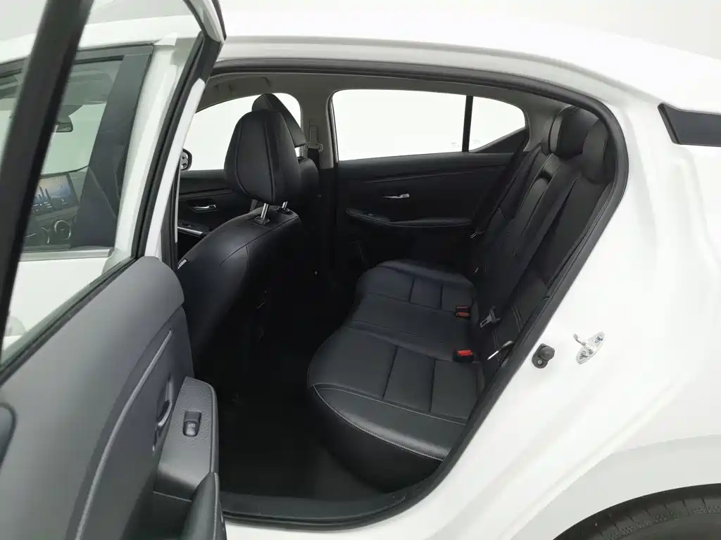 Nissan Sylphy — миниатюра 15