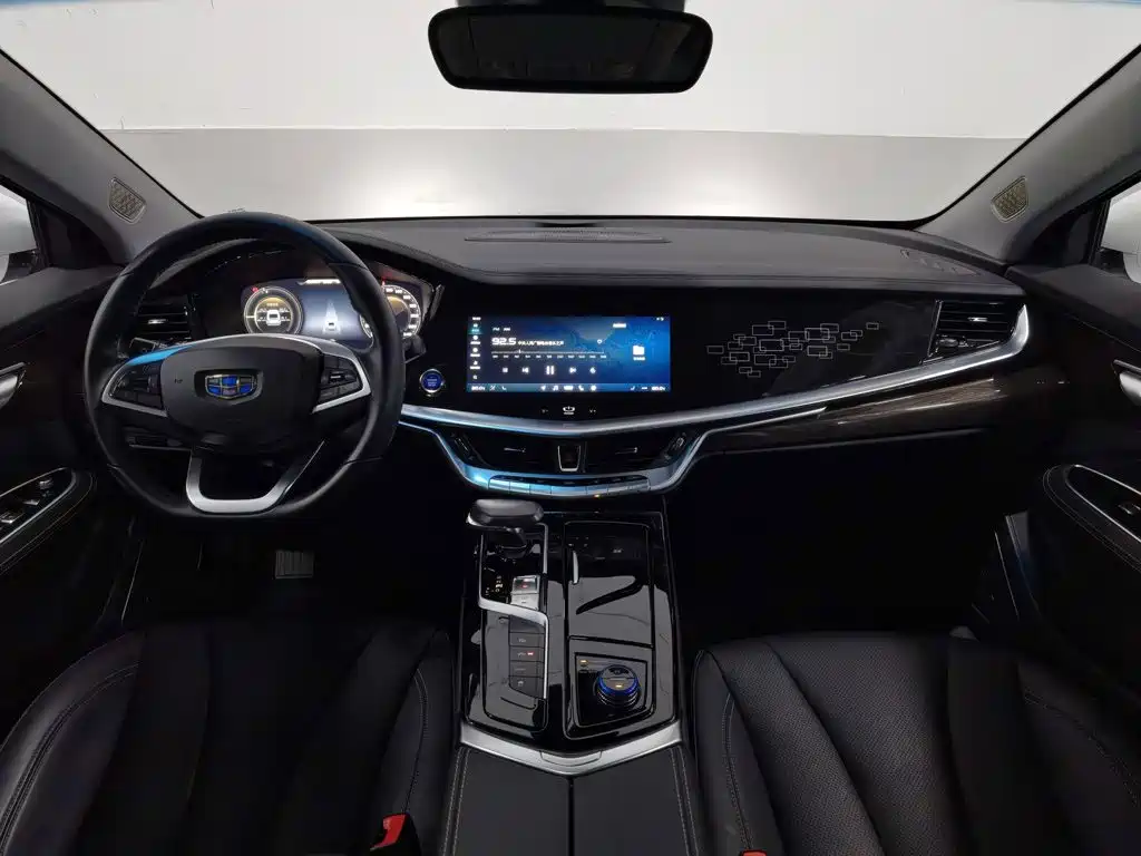 Geely Borui Hybrid — миниатюра 5