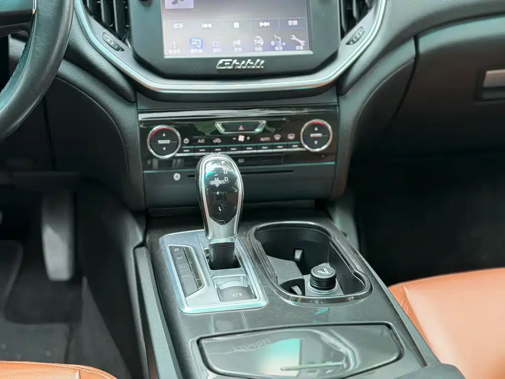 Maserati Ghibli 3.0T Standard Edition, фото 14