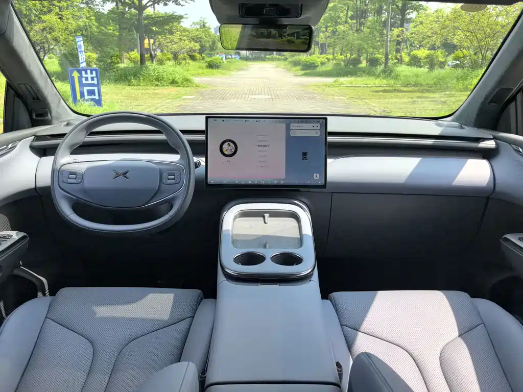 XPeng G7 — миниатюра 12
