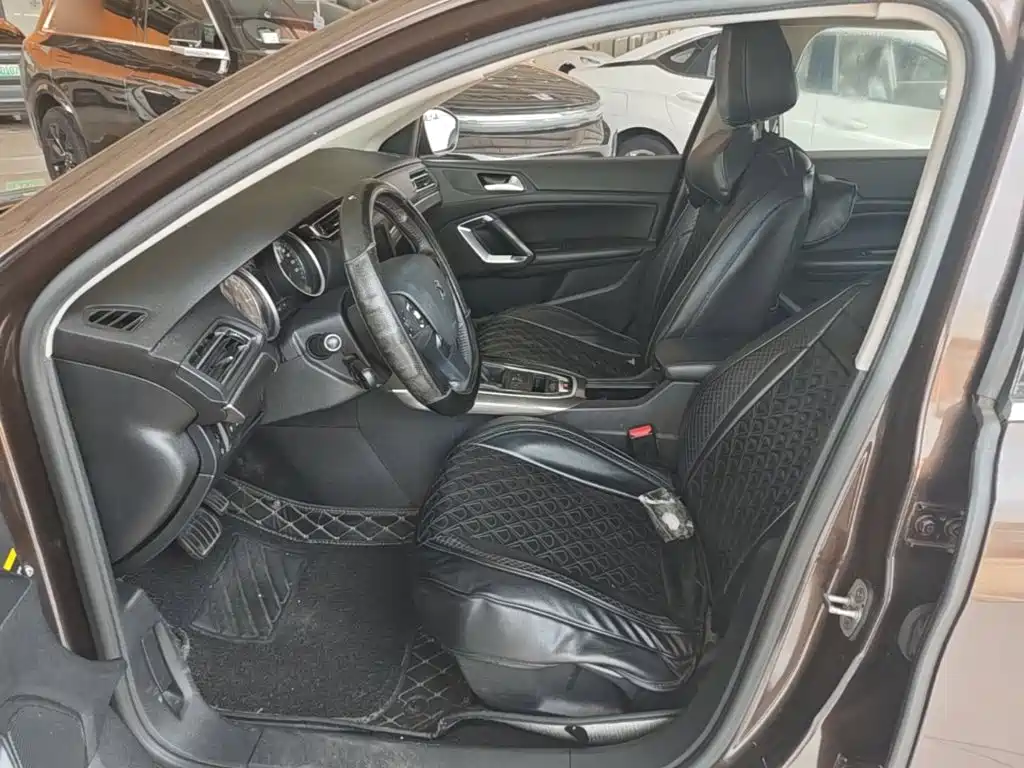 Peugeot 408 — миниатюра 15