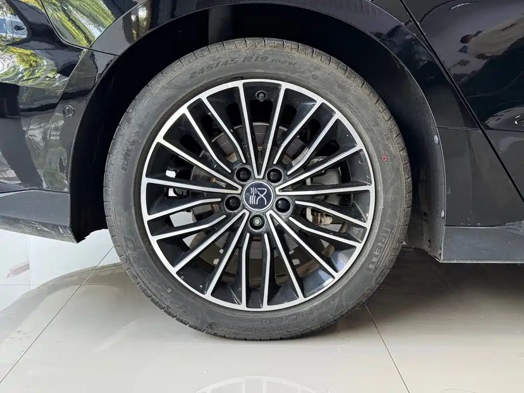 BYD Han — миниатюра 10