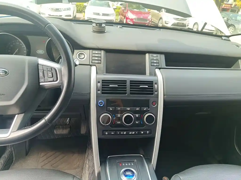 Land Rover Discovery Sport — миниатюра 13