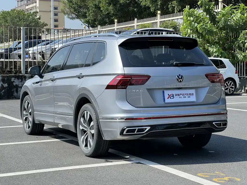 Volkswagen Tiguan L — миниатюра 26