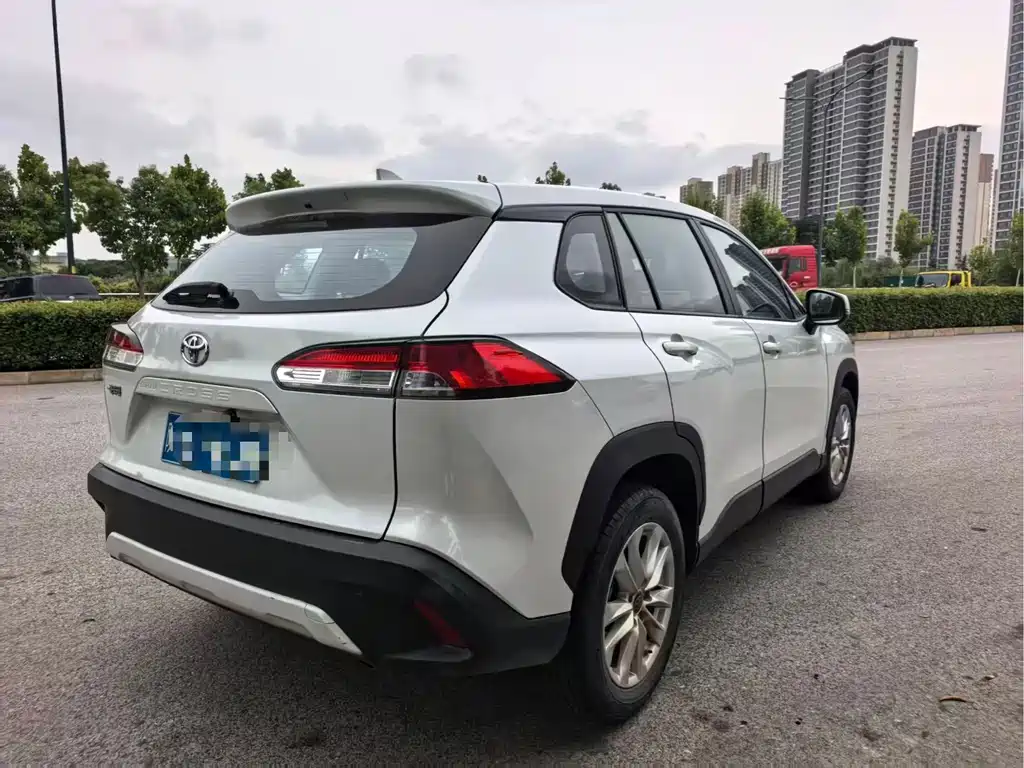 Toyota Corolla Cross — миниатюра 7