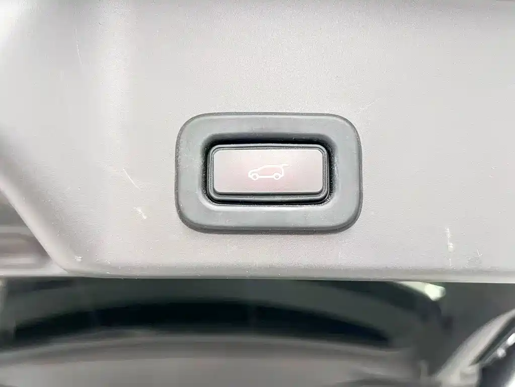 Land Rover Evoque — миниатюра 22