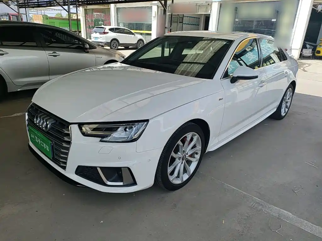 Audi A4L 2019