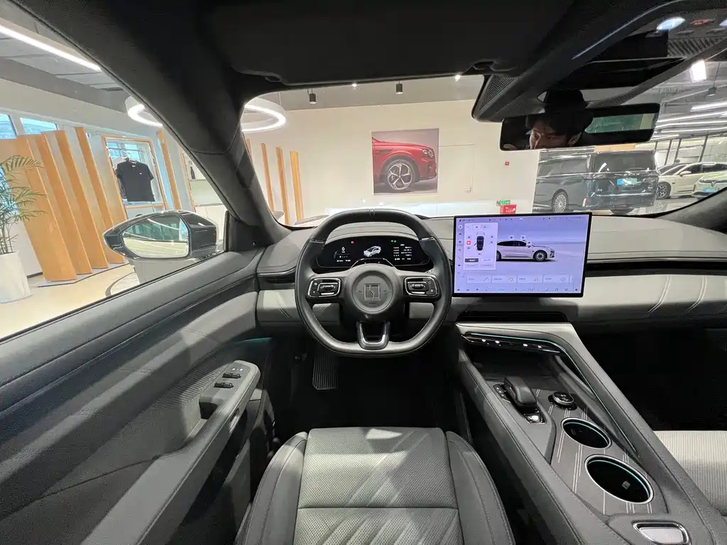 ZEEKR EXTREME KRYPTON 001