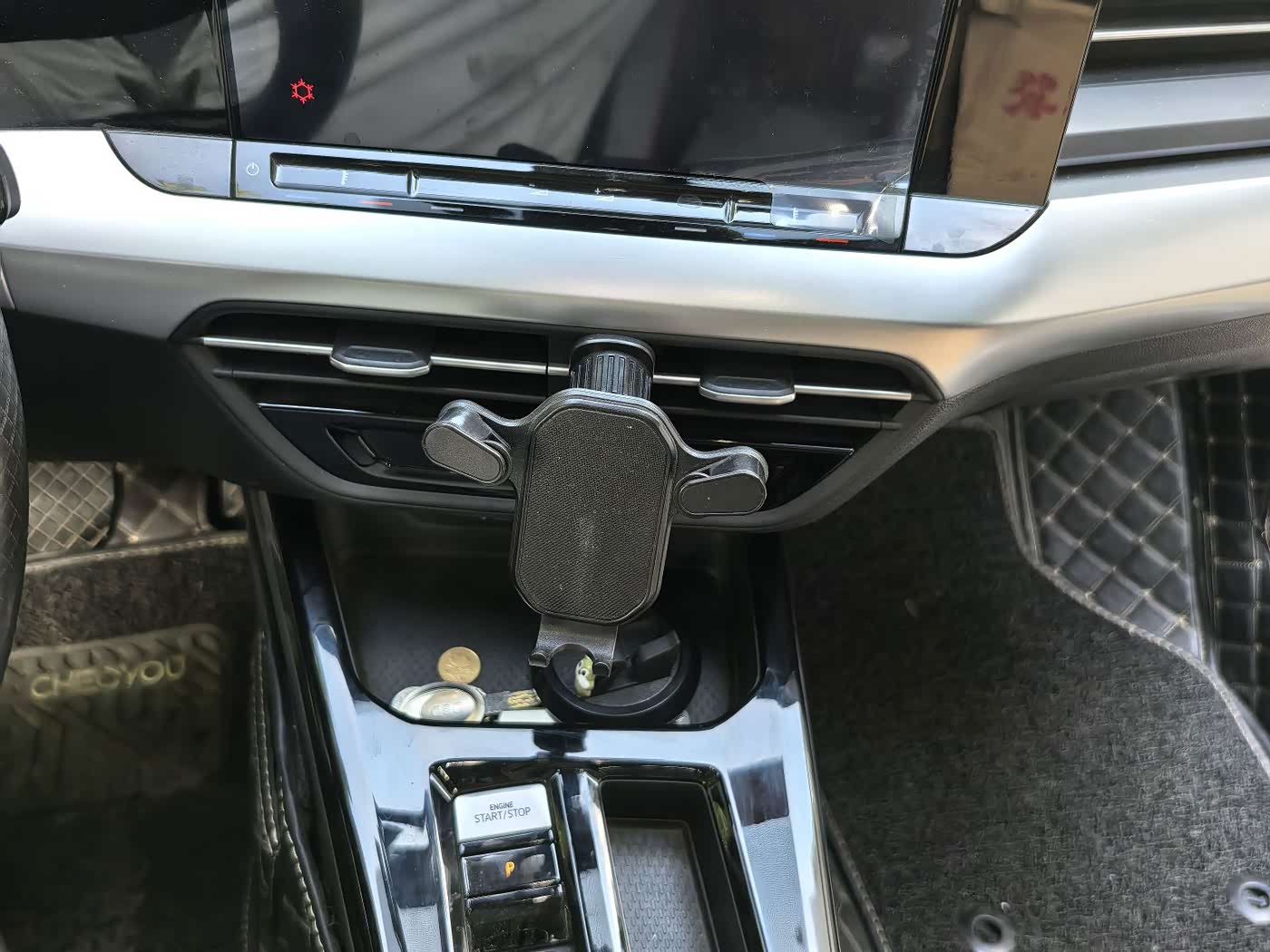 Nissan Sylphy 1.4 л 2022 г. Белый, пробег 40000 км