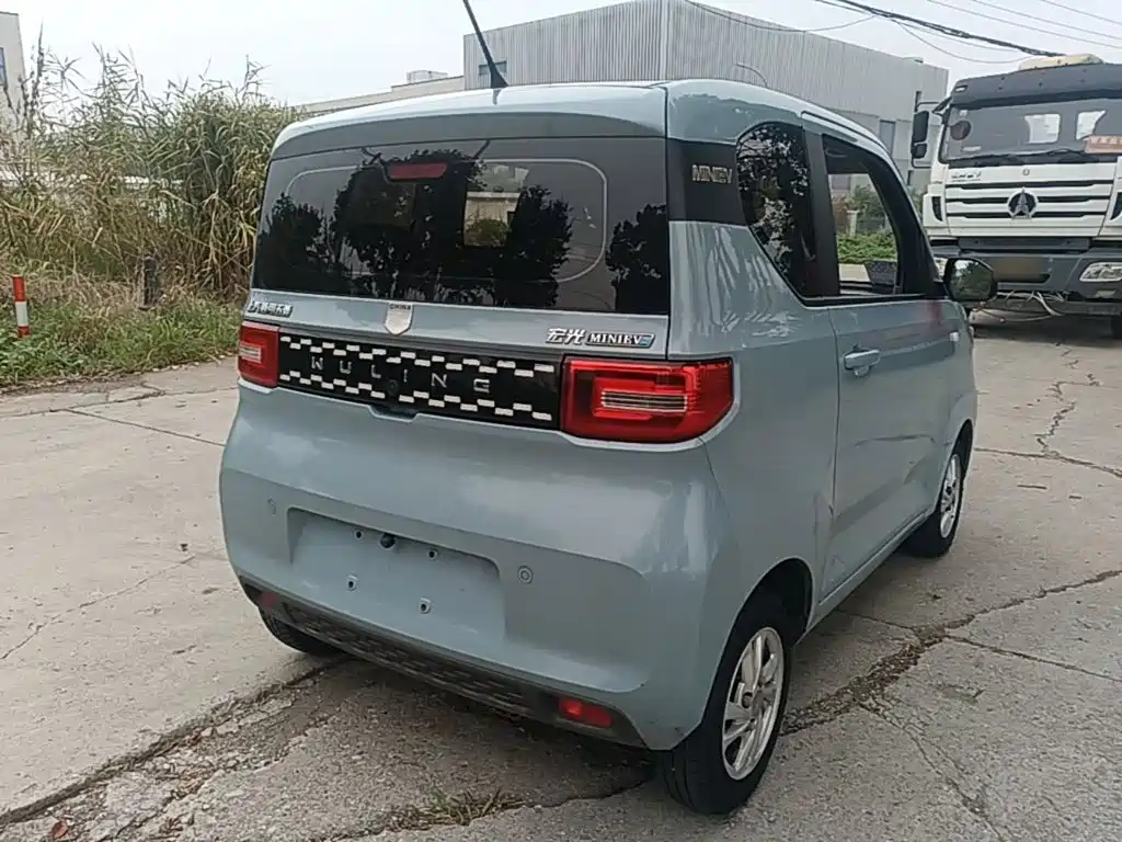 Wuling MINIEV — миниатюра 7