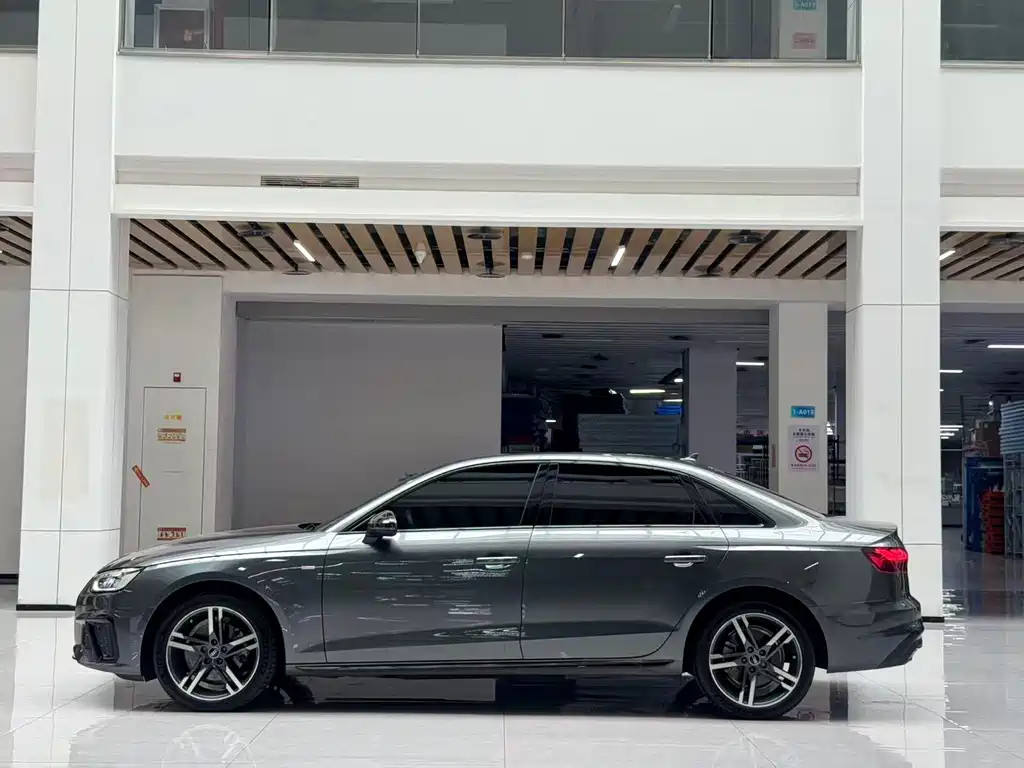 Audi A4L — миниатюра 8