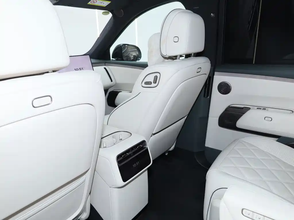 Li Auto Li L9 — миниатюра 13