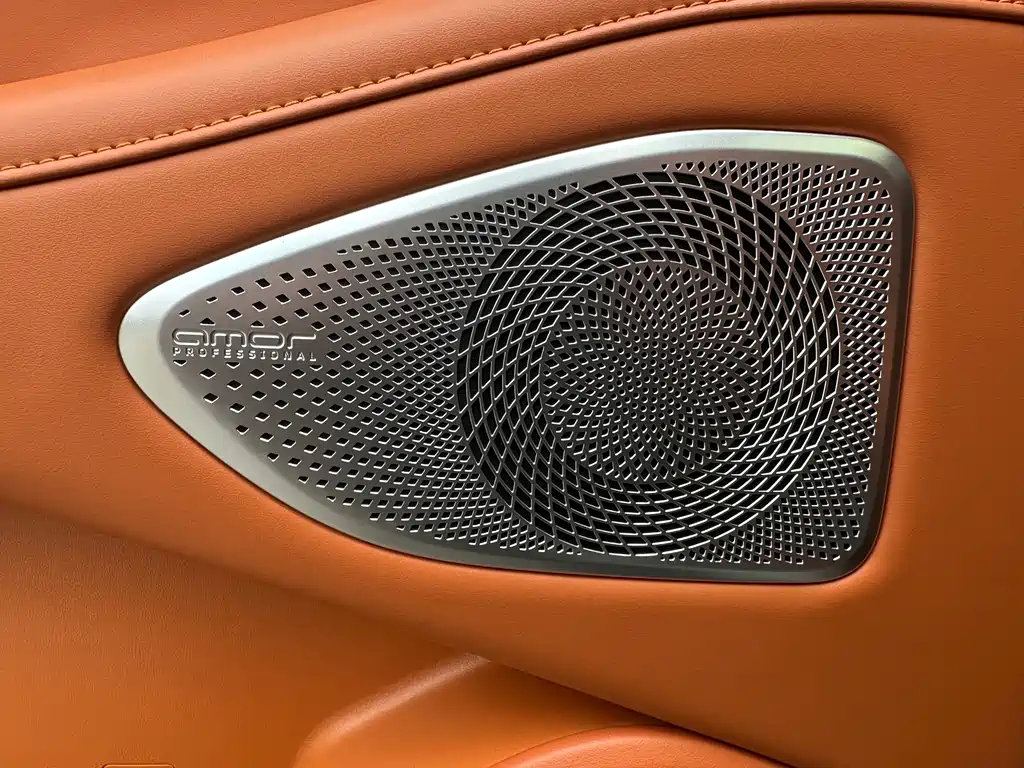 WEI PAI WEI BRAND BLUE MOUNTAIN