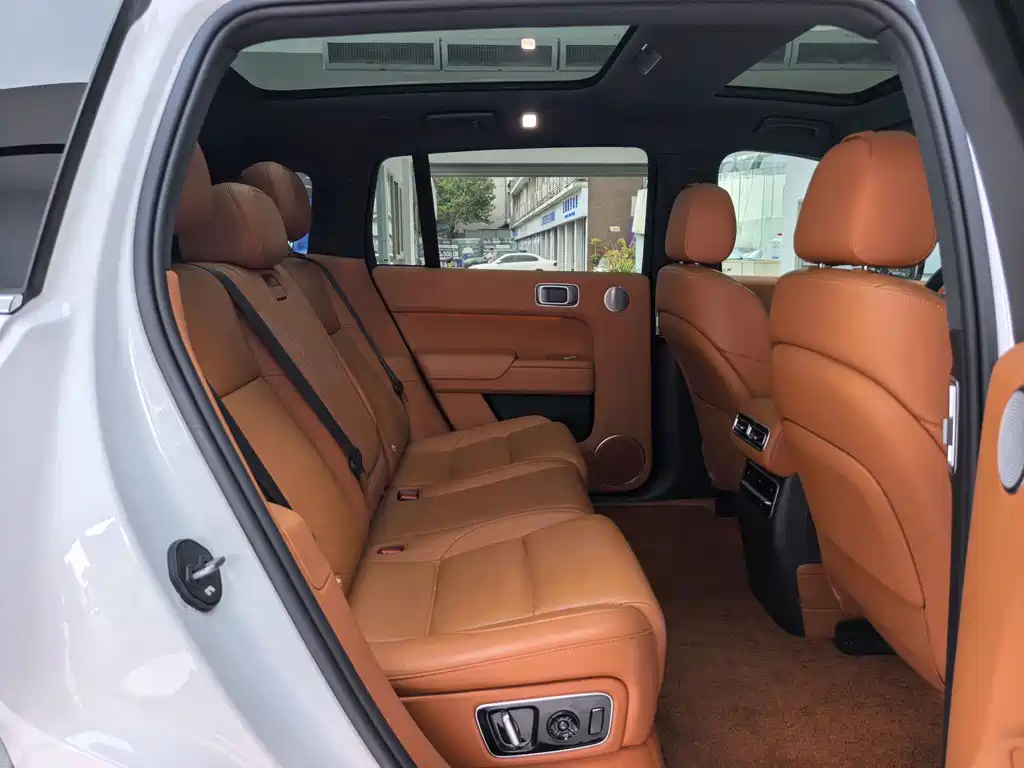 Li Auto Li L7 — миниатюра 12