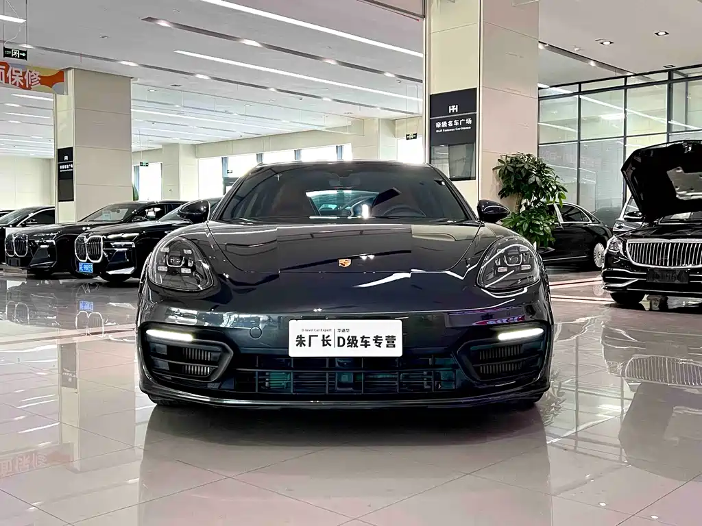 Porsche Panamera — миниатюра 2
