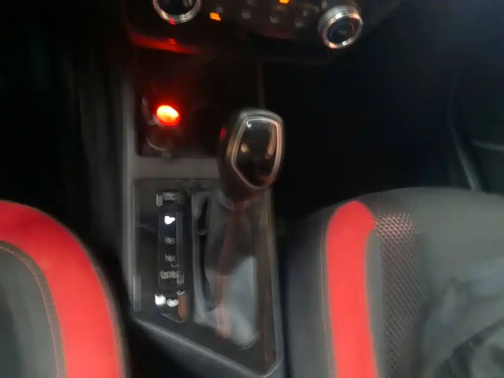 JAC Refine S2 — миниатюра 14