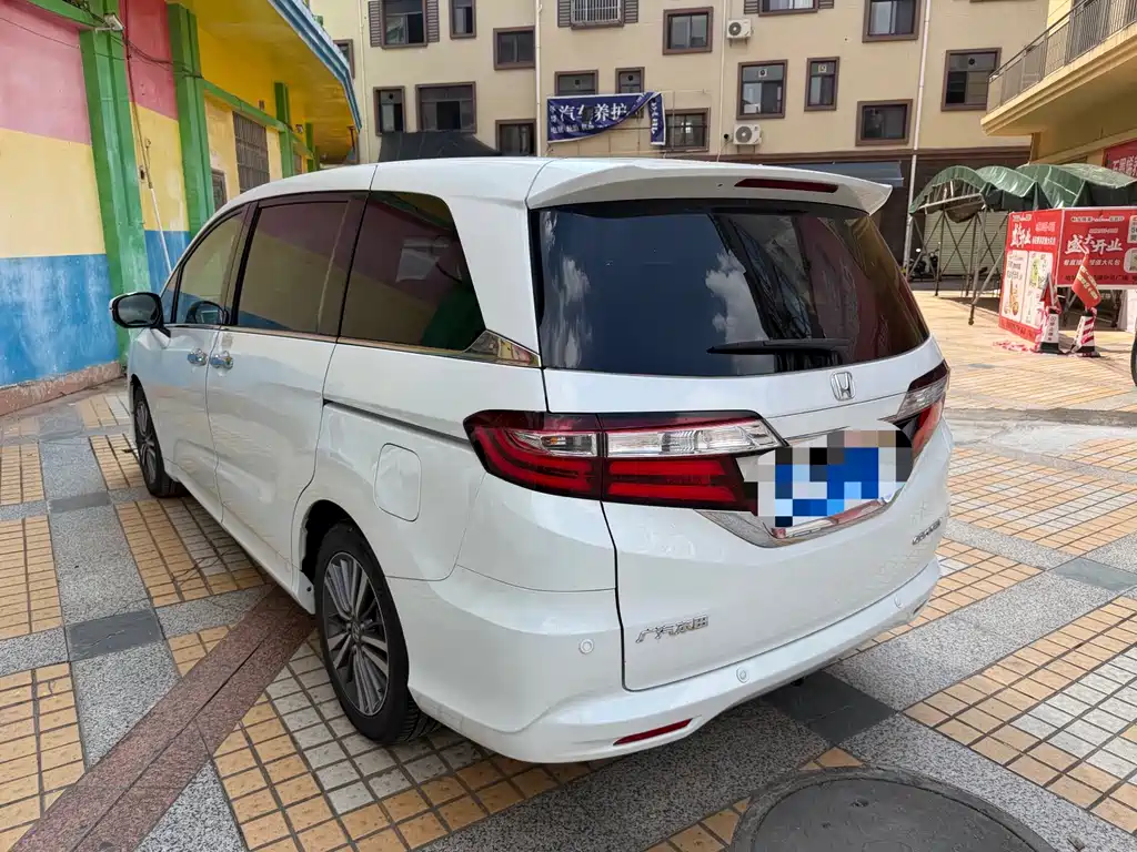 Honda Odyssey — миниатюра 6