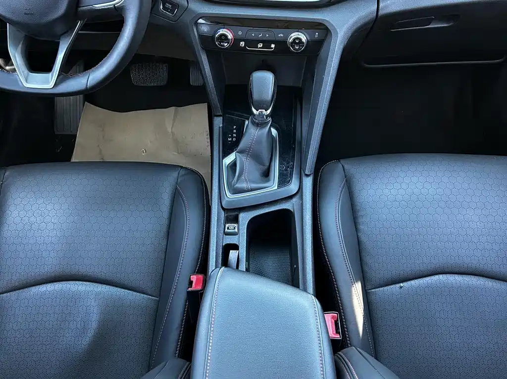 Chevrolet Volando — миниатюра 18