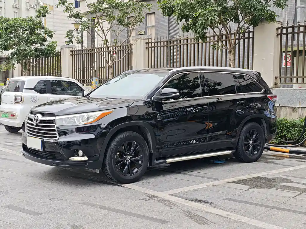 Toyota Highlander 2015