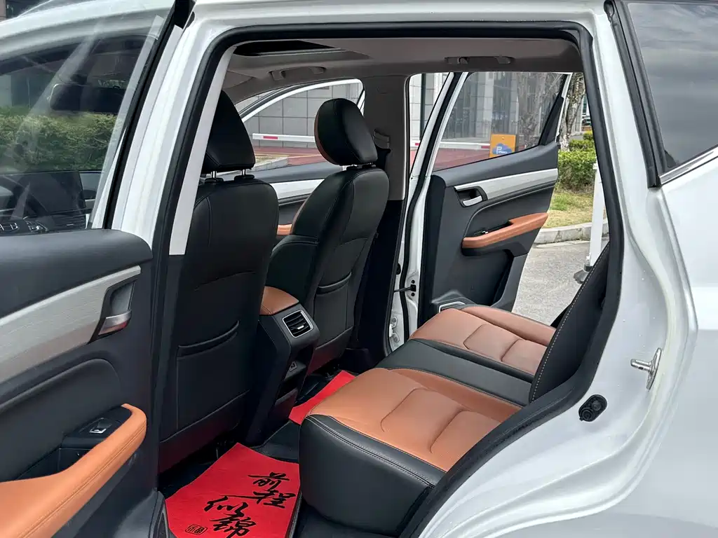 GEELY AUTOMOBILE VISION X6