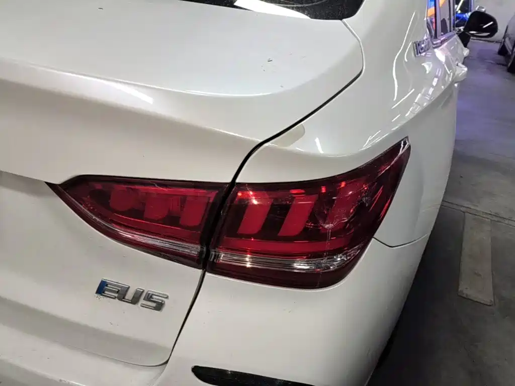 BAIC EU5 — миниатюра 7