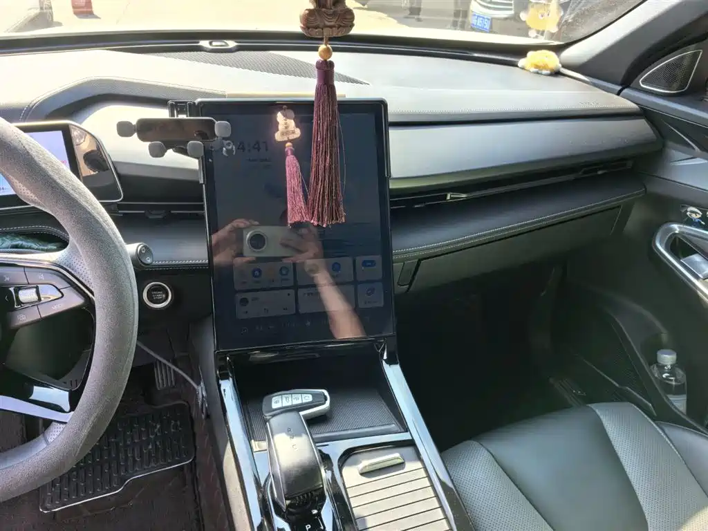 GEELY AUTOMOBILE BOYUE