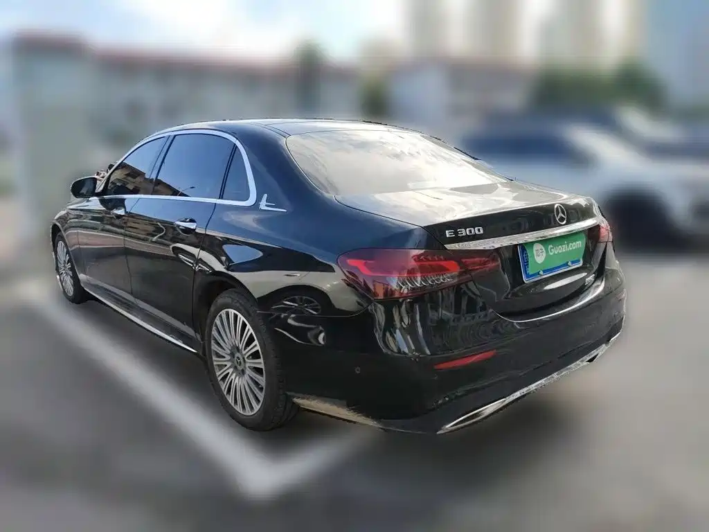 Mercedes-Benz E-Class — миниатюра 25