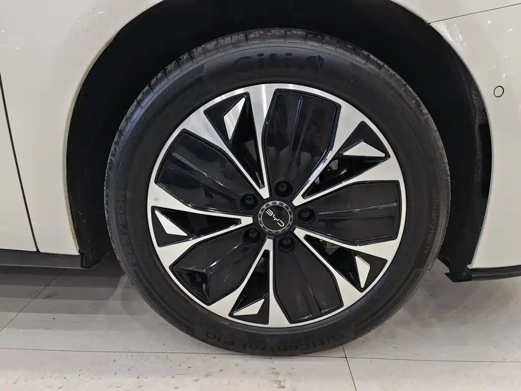 BYD 海豹07 EV — миниатюра 16