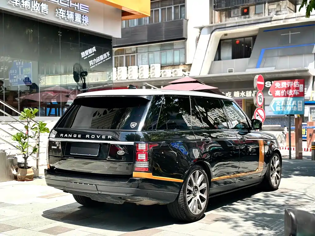 Land Rover Range Rover — миниатюра 4