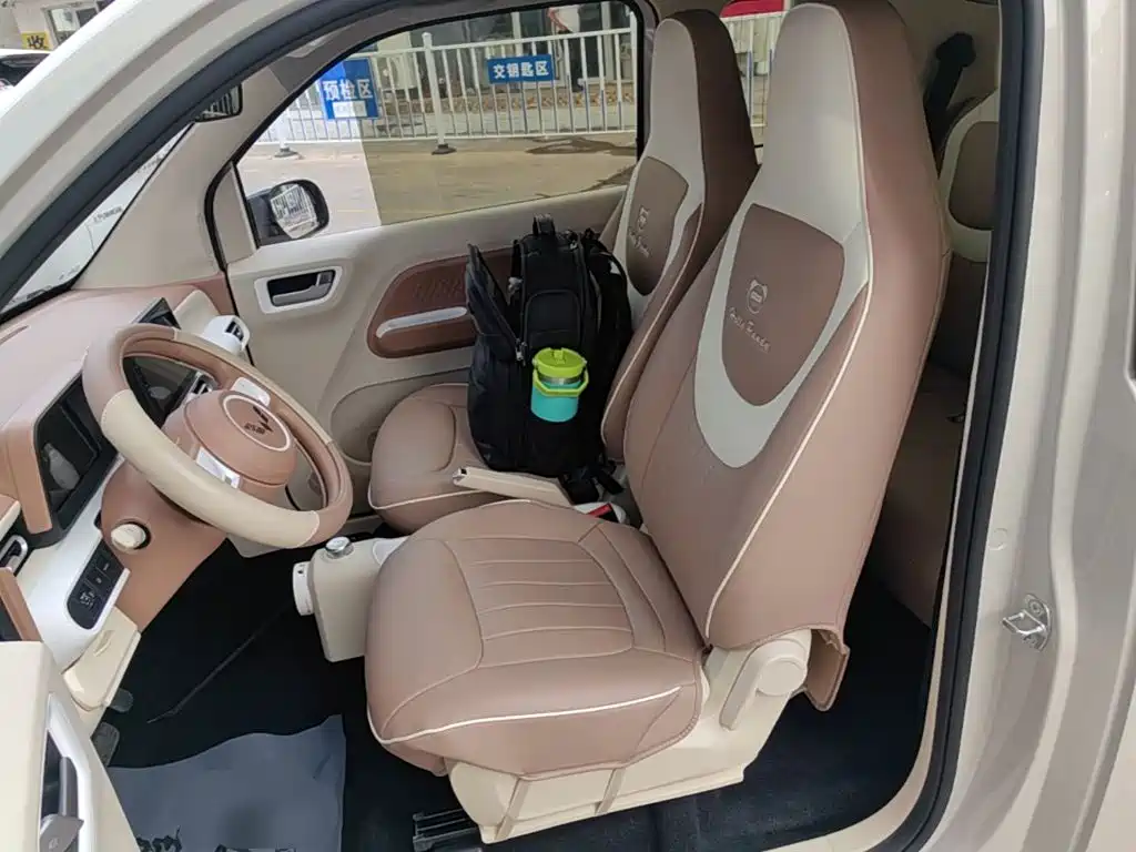 Wuling MINIEV — миниатюра 15