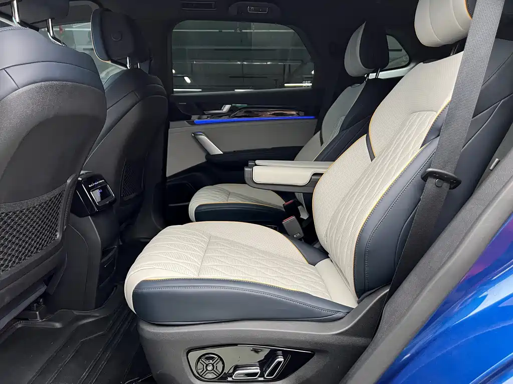 BYD Tang New Energy — миниатюра 13
