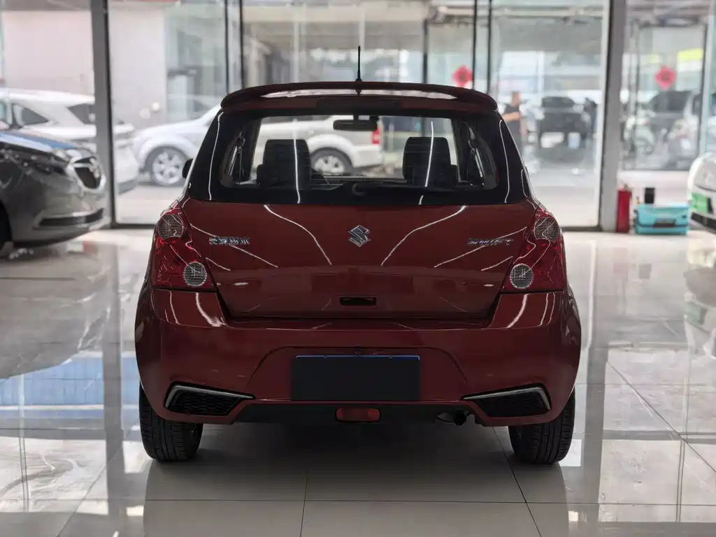 Suzuki Swift — миниатюра 4
