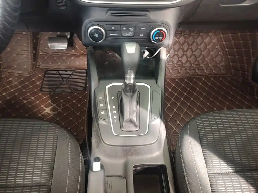 Ford Focus — миниатюра 14