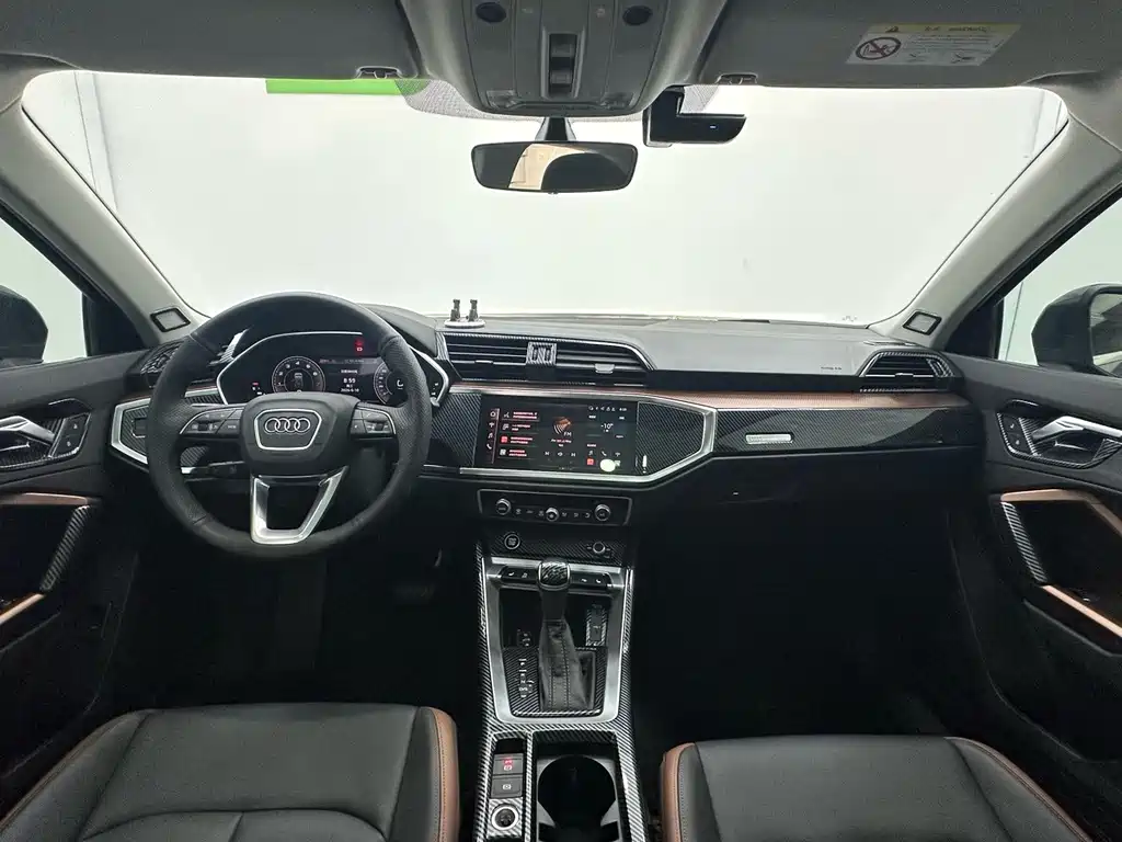 Audi Q3 — миниатюра 12