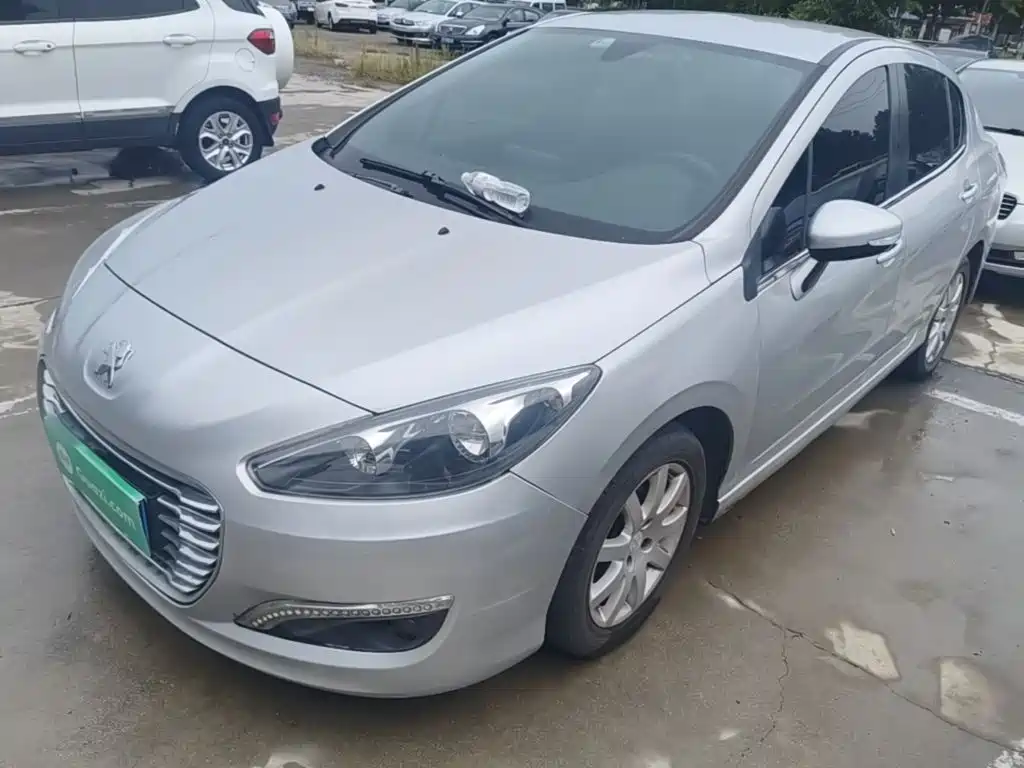 Peugeot 308 — миниатюра 2