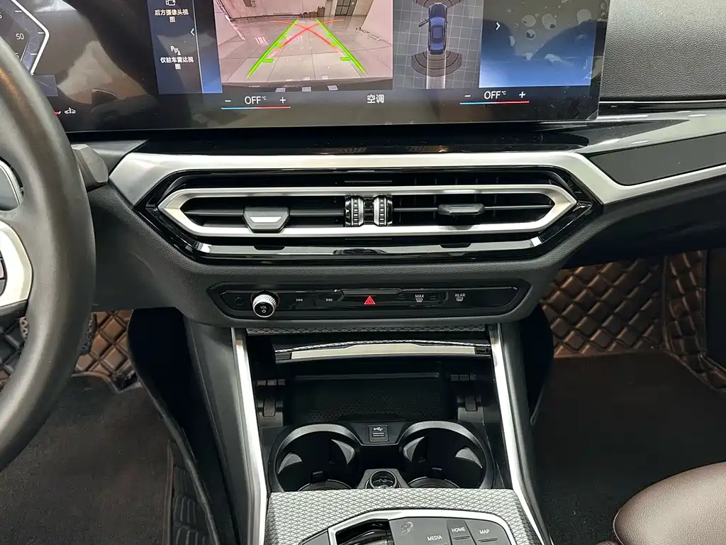 BMW 3 Series — миниатюра 14