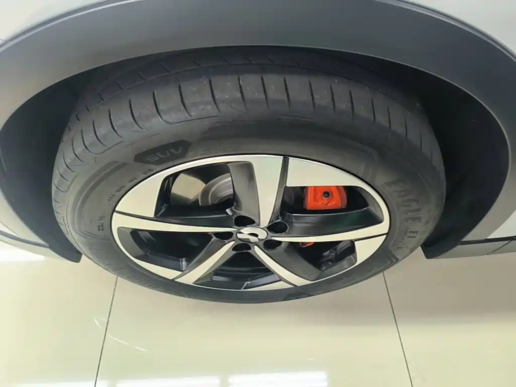 NIO ES6 — миниатюра 23