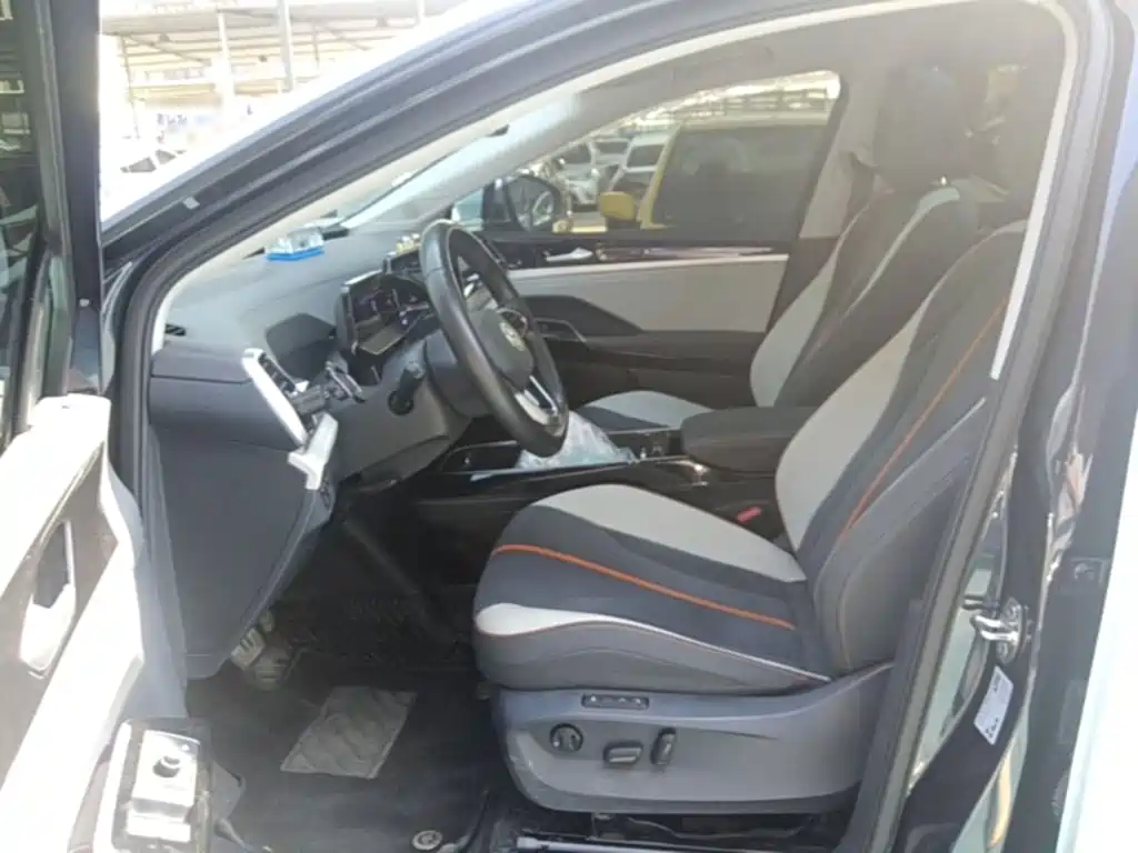 Volkswagen ID.6 Crozz — миниатюра 15