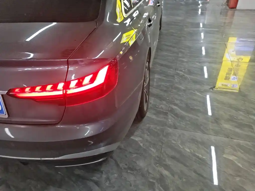 Audi A4L — миниатюра 8