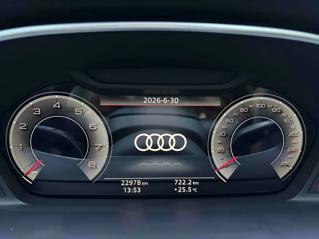 Audi Q3 — миниатюра 11