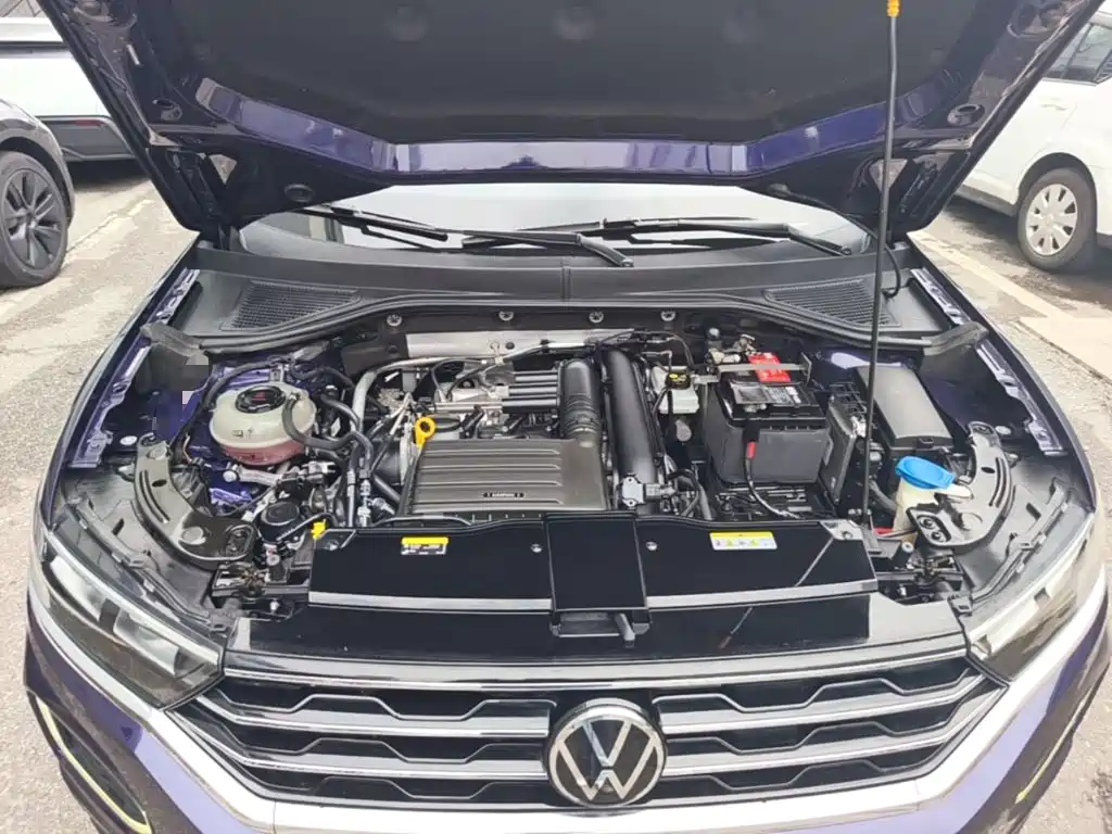 Volkswagen T-Roc — миниатюра 25