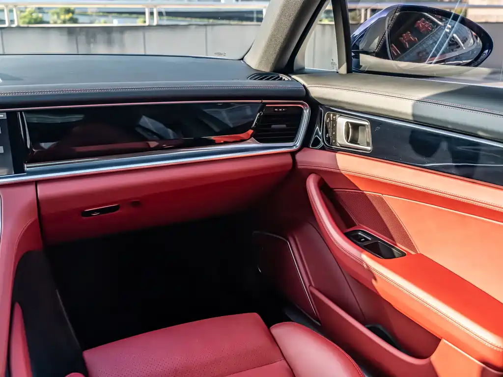 Porsche Panamera — миниатюра 23