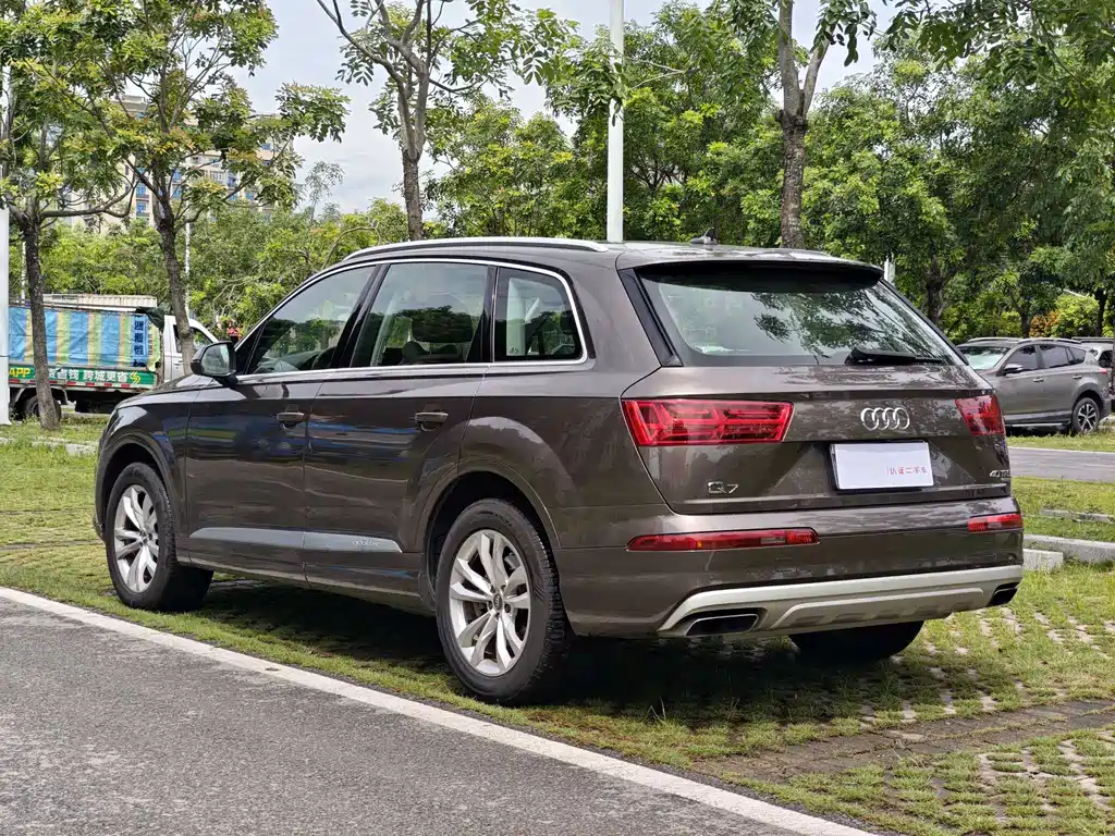 Audi Q7 2016 40 TFSI Comfort